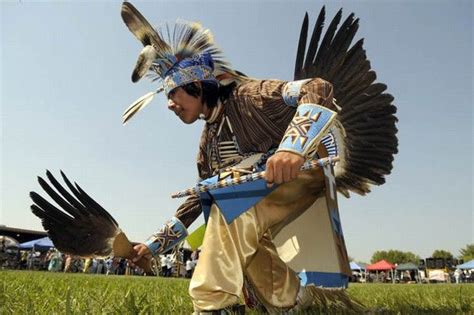 cool looking dancer (With images) | Bald eagle, Native ...