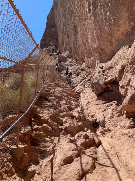 How To Hike Camelback Mountain And Find A Cave Wildpathsaz