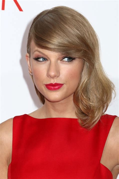 Taylor swift hair: taylor swift with long & short hair