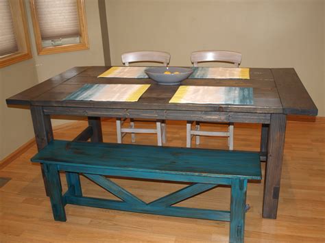 My obsession with the farmhouse style is real and i love building rustic elements to embrace this design trend. Ana White | Farmhouse Table - DIY Projects