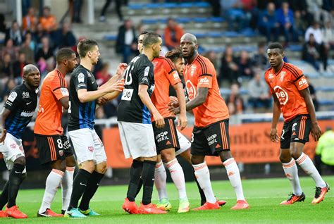 @Lorient #Lorient #FCLorient #France #Team #9ine