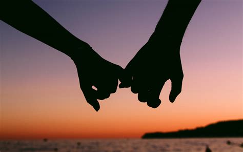 Hands Together Wallpaper 4k Couple Silhouette Sunset