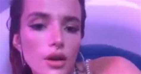 Bella Thorne Strips Off For Intimate Bathtub Expos Daily Star