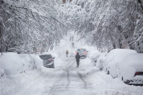 Winter Weather Alerts Issued For 10 States With Snow To Hit On Christmas