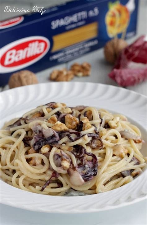 Un abbinamento classico sempre di grande successo. Spaghetti al Gorgonzola, Radicchio e Noci | Ricette, Idee ...