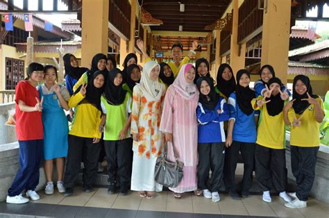 Smk taman universiti 2, johor bahru ini. krafjohor: Lawatan SMK Taman Universiti 2