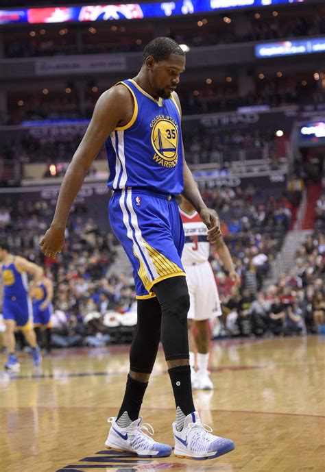 This is the 53rd time kevin durant has scored 20+ points in a playoff half. Warriors lose Kevin Durant, then game against Wizards