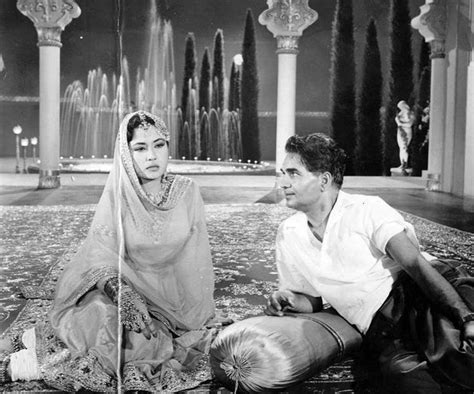 Fifty Years Of Pakeezah An Iconic Courtesan Drama Easterneye
