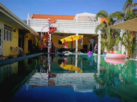 Barefeet Naturist Resort Hotel Bangkok Thailand Overview