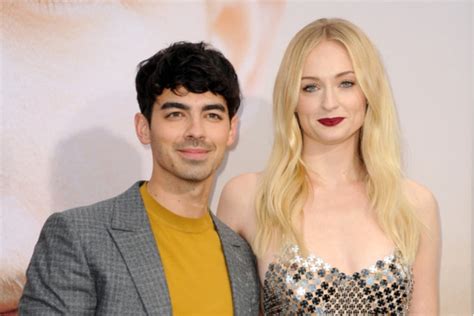 Its A Girl Sophie Turner And Joe Jonas Officially Welcome Their First