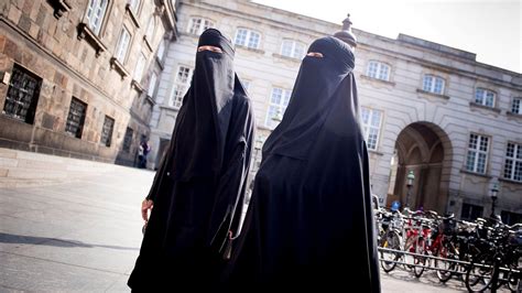 Suisse Les Musulmanes Redoutent Linterdiction Du Niqab Islam De France