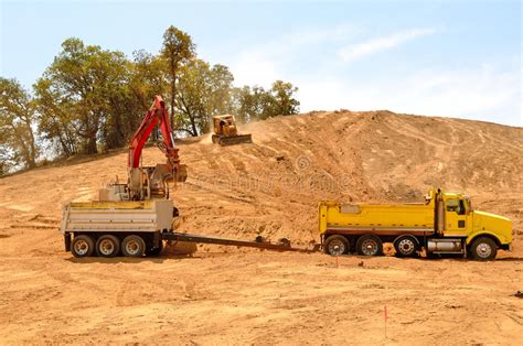 Dirt Move Stock Photo Image Of Construction Dumping 34149138