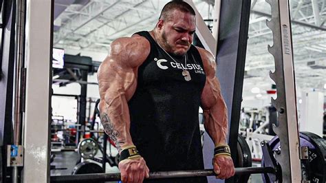 Bodybuilder Nick Walker Shares An Intense Off Season Shoulders And Triceps Workout Fitness Volt