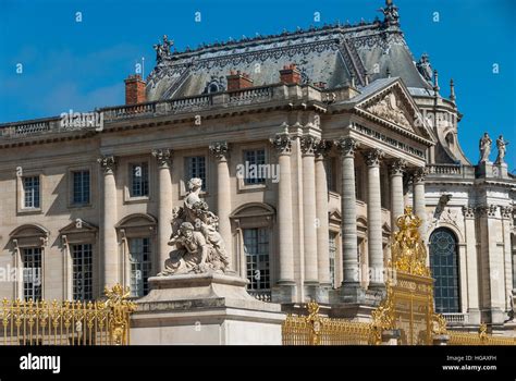 Hall Of Mirrors Palace Of Versailles Stock Photo Alamy