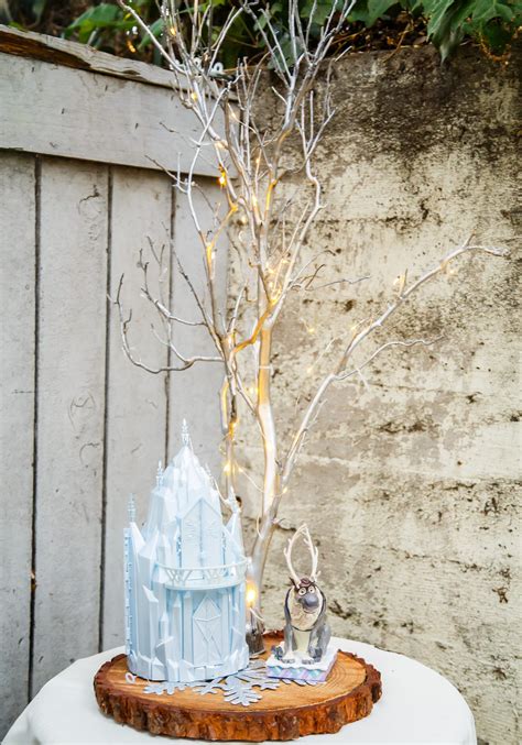 See more ideas about christmas diy, winter wonderland party, christmas crafts. Frozen. Elsa's Castle, Sven, Silver Tree and Snowflake ...