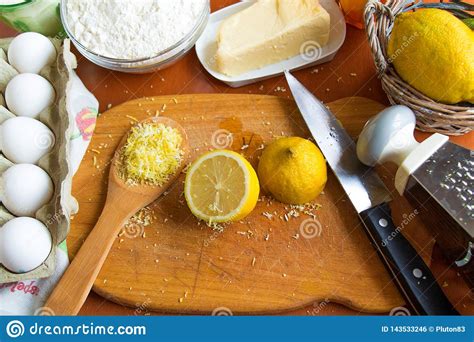 You can spread any cake batter in a prepared pan that will fit in your stove top or electric pressure cooker. Ingredients For Homemade Lemon Cake, Which Are On The ...