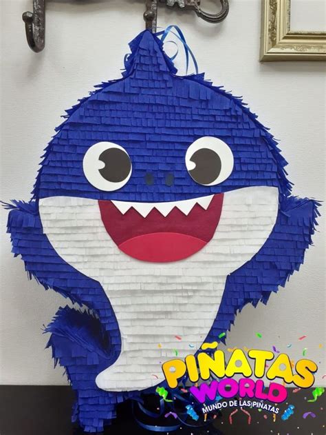 Piñata Baby Shark Azul En 2020 Fiesta De Niños Piñatas De Toy Story