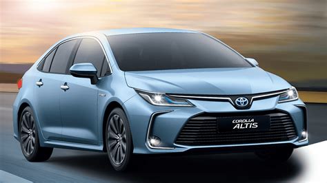 Toyota Corolla Altis Hybrid Specs Prices Features