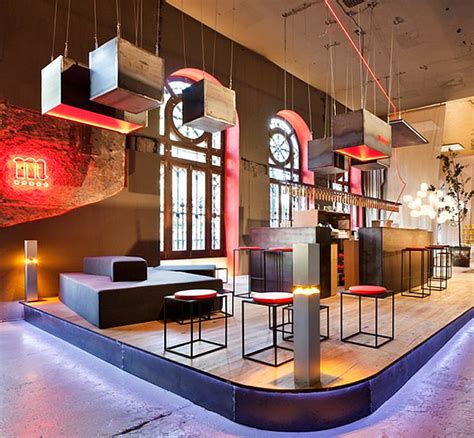 10 Inspiring Restaurant Bars With Modern Flair