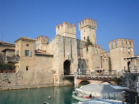 Scaliger Castle In Sirmione Italy Sygic Travel