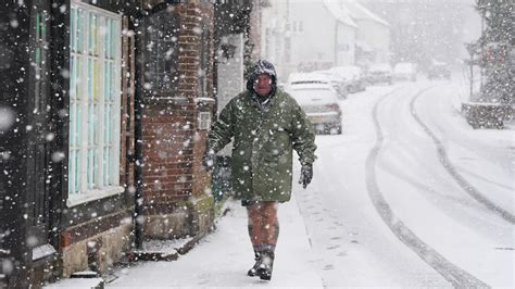 Uk Weather Brits Brace For Substantial Snow As Arctic Blast Sends