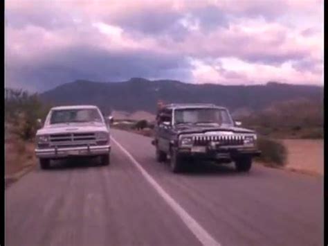 Imcdb Org Vam Jeep Wagoneer Sj In El Secuestro De Lola