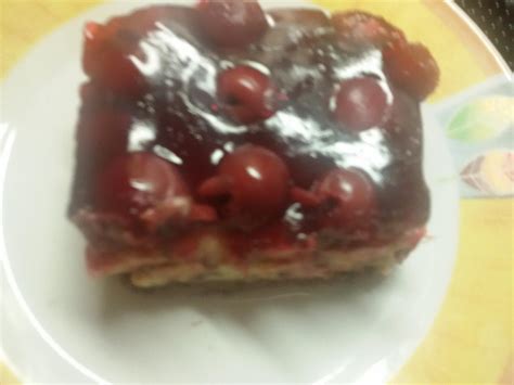 Check spelling or type a new query. Schoko - Pudding - Kirschen - Kuchen - Rezept - kochbar.de