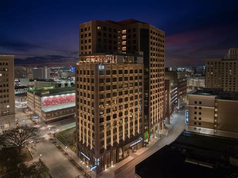 AC + Element Hotel - River View Tower - San Antonio, TX — Campo
