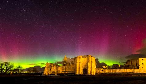 In Photos Brilliant Northern Lights Display Illuminates The Skies