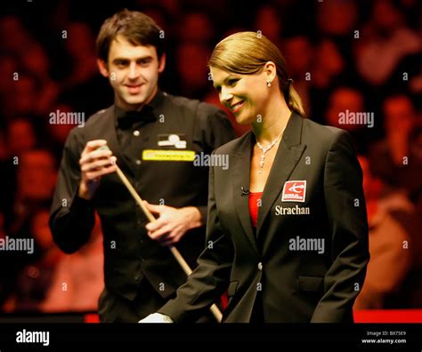 The Most Sexiest Snooker Ref Michaela Tabb With Ronnie Osullivan At