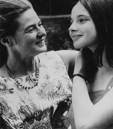 Mom S Genes Ingrid Bergman And Isabella Rossellini Roberto Rossellini Isabella Rossellini