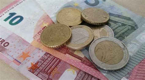 Proroga del reddito di emergenza: REM Reddito di emergenza terza rata Decreto Agosto 2020