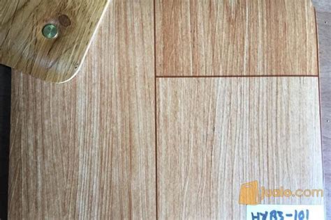 Sebagai distributor lantai vinyl jakarta, kami vinylpelapislantai.com akan membagikan harga vinyl lantai per roll dari tipe atau merk yang kami suply untuk mudah anda sesuaikan pada budget yang telah disiapkan. Lantai Vinyl Roll 1,2mm Jaktim Harga Ekonomis | Jakarta ...