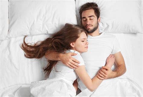 الرومانسية بين الزوجين في غرفة النوم اسرار الرومانسيه بين الازواج اثارة مثيرة