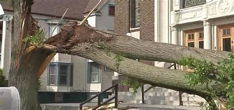 Local Leaders Review Buffalo Storm Damage