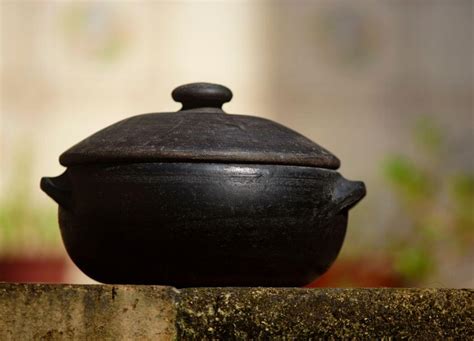 7 Best Clay Pots For Cooking Rice Get A Perfect Rice Every Time
