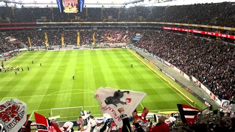 Was hinter dem „neuen logo des fc bayern steckt. Schwarz-Weiß wie Schnee - Eintracht Frankfurt vs. VfB ...