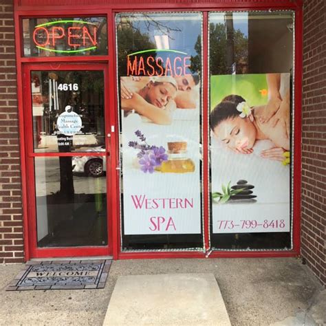 Western Spa Chicago Asian Masseur