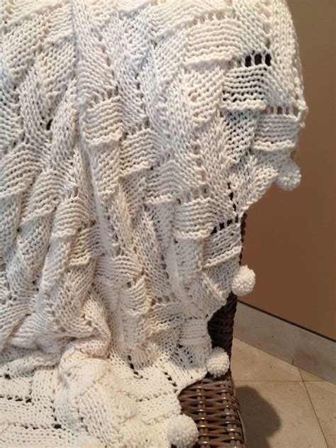 Check out these unique bridal shower gifts and celebrate love in style. Bridal shower present i knitted for jojo and adi. | Cobija ...