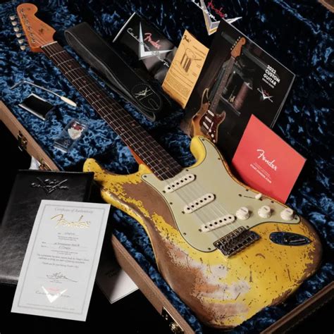 Fender Custom Shop 1959 Stratocaster Heavy Relic Aged Grafitti Yellow