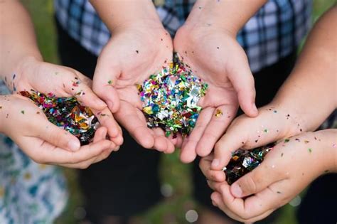 15 Shimmering Questions About Glitter Answered This Or That