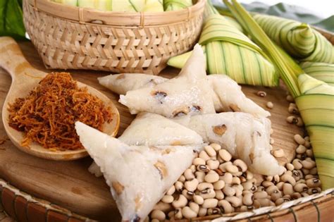Untuk order ketupat palas frozen, boleh tekan link di bawah: PRE ORDER - Premium Ketupat Palas Frozen 1kg (Lokasi ...