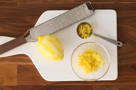 How To Zest A Lemon With A Zester Make Lemon Zest Without A Zester