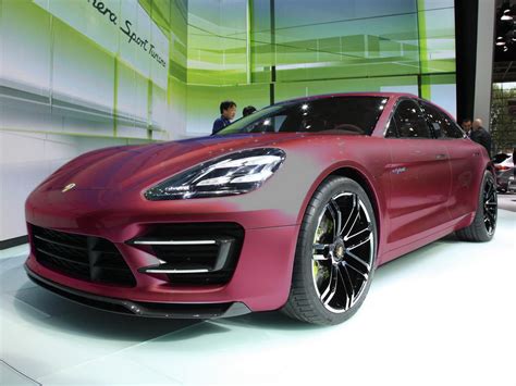 The 2016 porsche panamera is perfect if you want a porsche 911, but need a real back seat, not a decorative one. Salon de Genève 2016 : la Porsche Panamera 2 en première ...