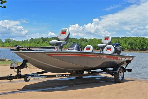 BASS TRACKER 175 TF.ONLY 1 HOUR - Bass Tracker Pro Team 175 TF 2016 for sale
