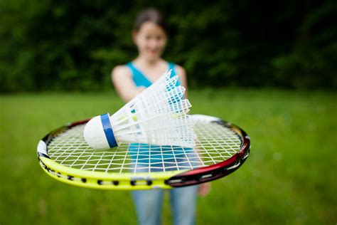 Raket badminton untuk setiap pemain; Serunya Bermain Badminton Setelah Beraktivitas