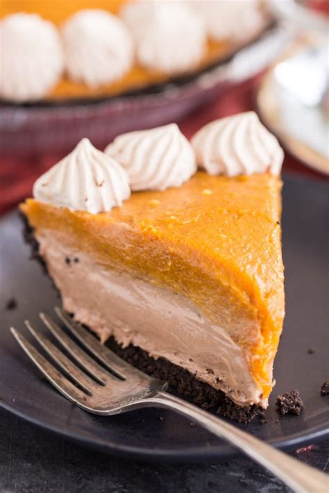 This magical recipe comes to us by way of jackie over at vegan yack attack. No Bake Double Layer Nutella Pumpkin Cheesecake