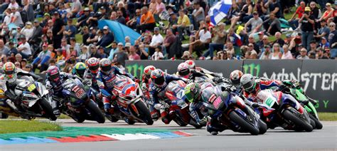 british superbike race one outcomes from thruxton roadracing world journal bestmotosport