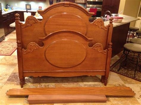Price match guarantee enjoy free shipping and best selection of red oak bedroom furniture that matches your unique tastes and budget. Pin on Furniture I Sell