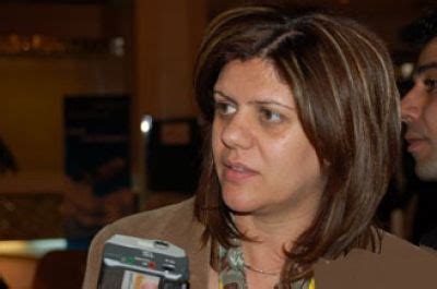وتتجلى سلبياته على المجتمع في نشر سلوكات سلبية ، حيت تعمل بعض المواقع الالكترونية في التأثير بشكل كبير على الصغار والكبار، بشكل مباشر أو غير مباشر. الشاباك يخضع الصحافيين للتفتيش "العاري" للقاء نتنياهو ...
